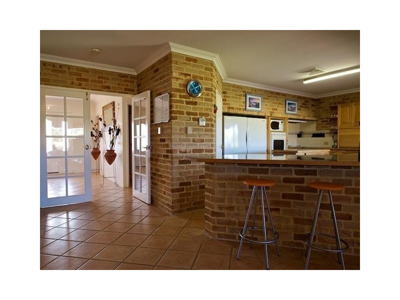 18 Blackbutt Grove, Gabbadah WA 6041