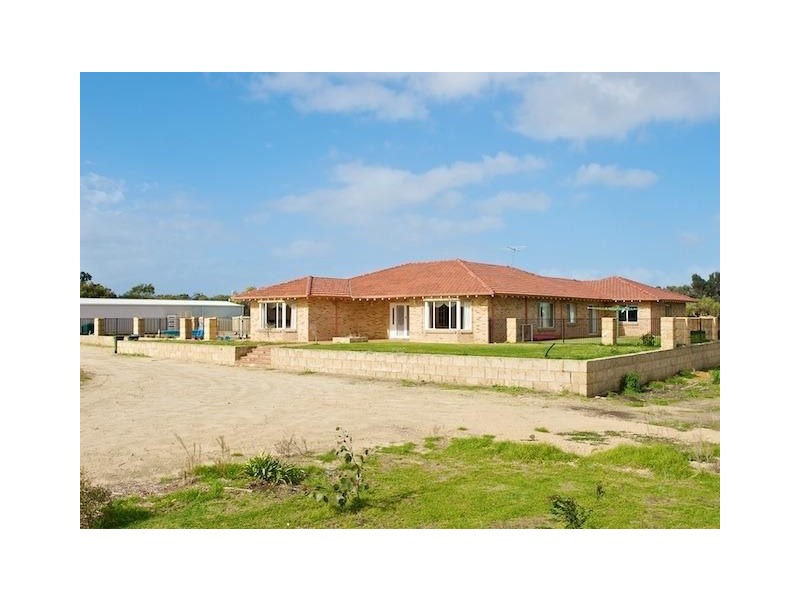 18 Blackbutt Grove, Gabbadah WA 6041