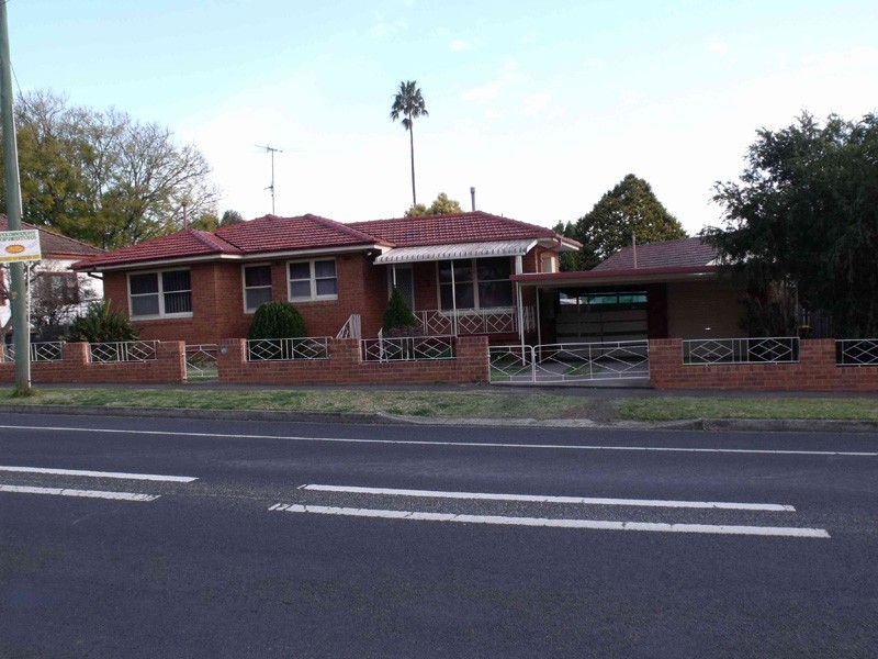 39 Macarthur Road, Elderslie NSW 2570