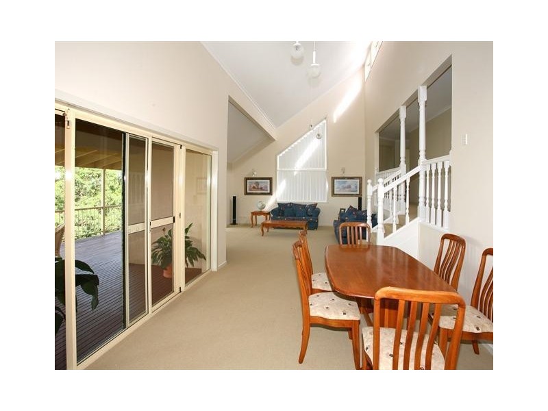 38 Amethyst Court, Carrara QLD 4211