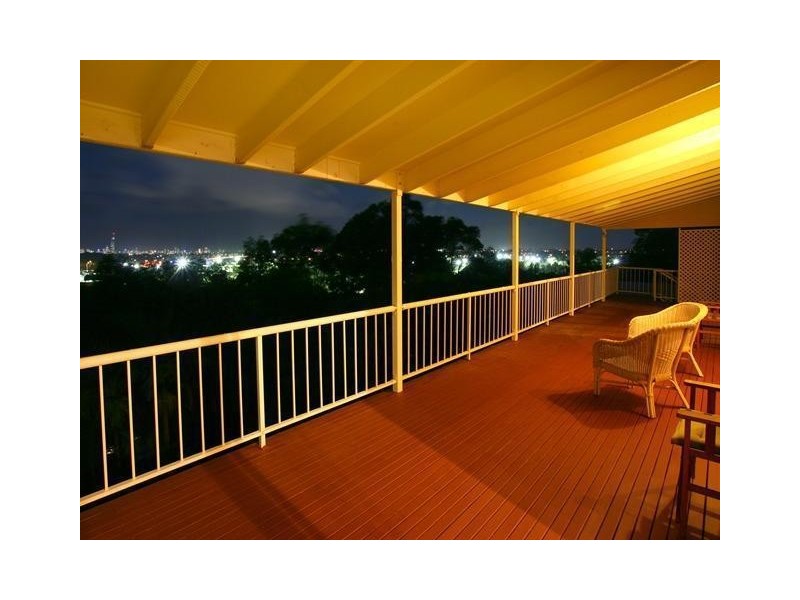 38 Amethyst Court, Carrara QLD 4211