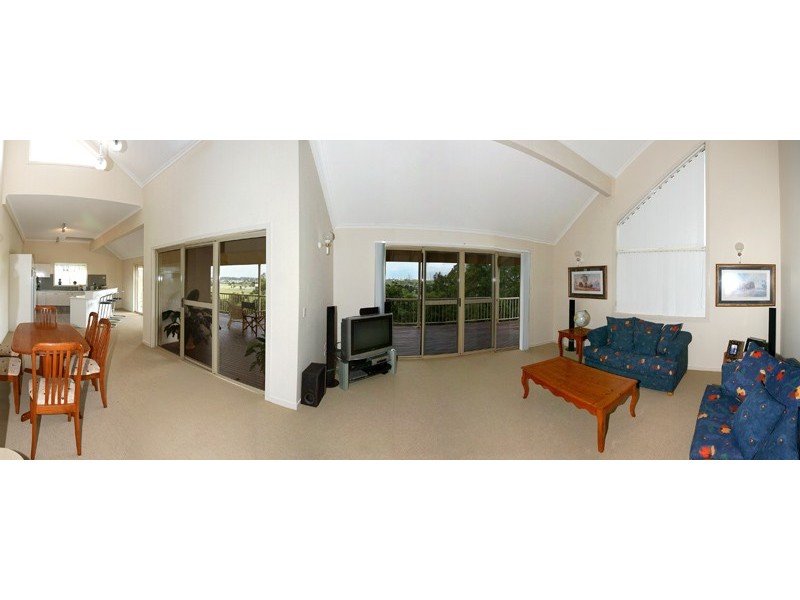 38 Amethyst Court, Carrara QLD 4211