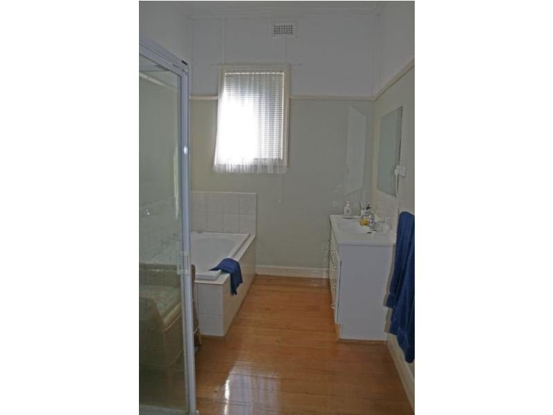 32 Victoria Road, Loch VIC 3945