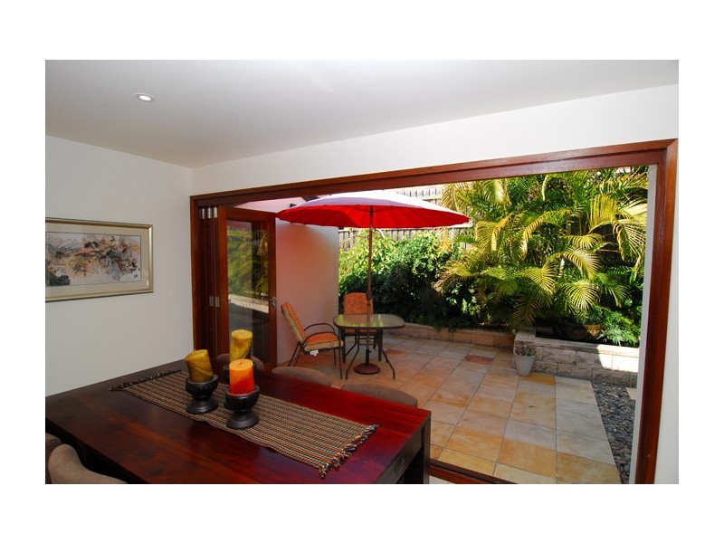 20 Taree Street, Chapel Hill QLD 4069