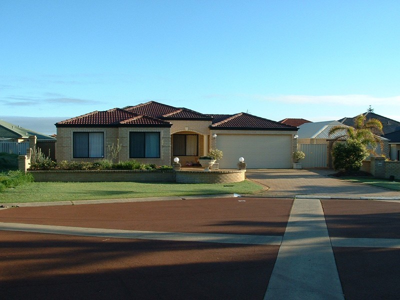 5 Taiof Close, Secret Harbour WA 6173