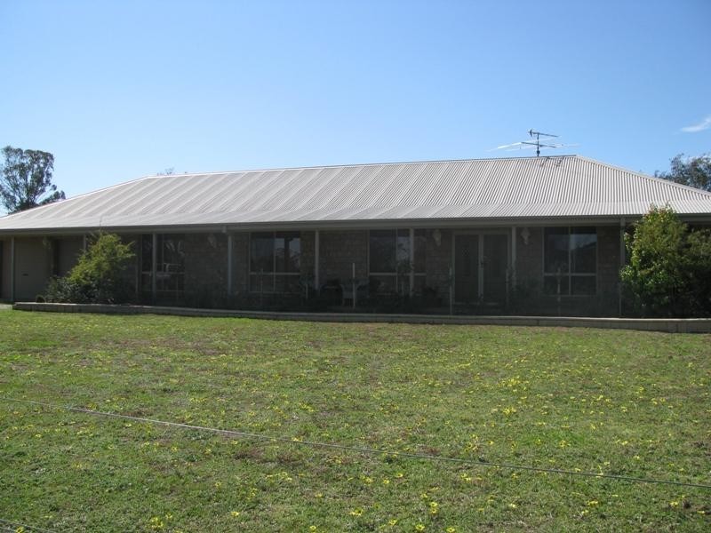 2 Orr, Coolamon NSW 2701