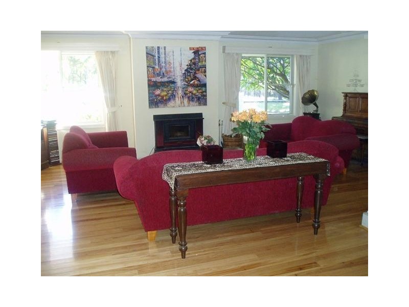 13 Moreton Road, Minto Heights NSW 2566