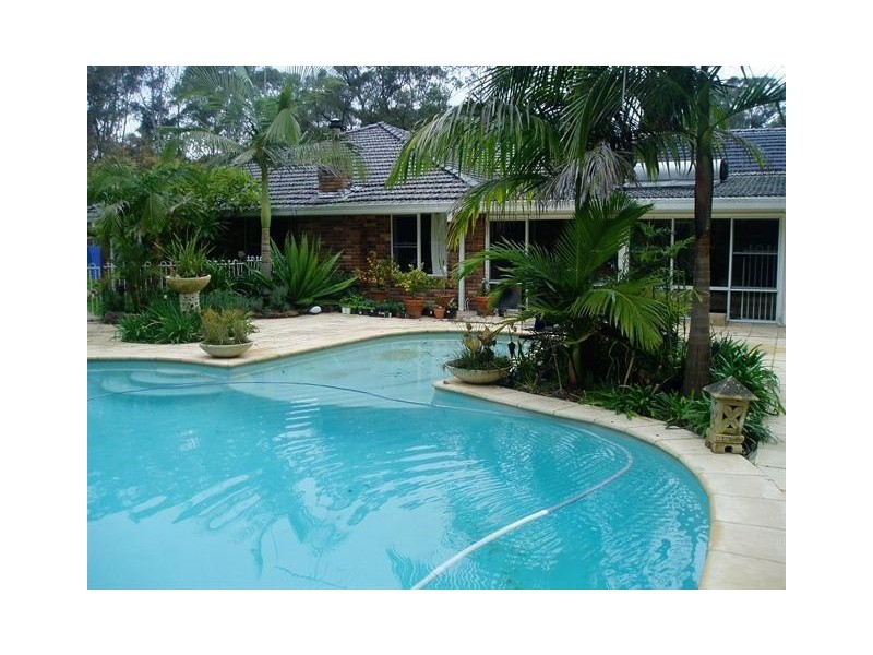 13 Moreton Road, Minto Heights NSW 2566