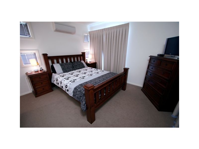 15 Dugong Crescent, Mount Louisa QLD 4814