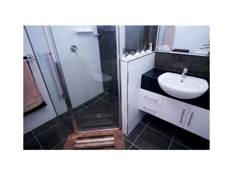 15 Dugong Crescent, Mount Louisa QLD 4814