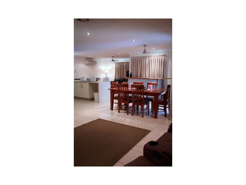 15 Dugong Crescent, Mount Louisa QLD 4814