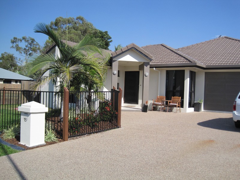 15 Dugong Crescent, Mount Louisa QLD 4814