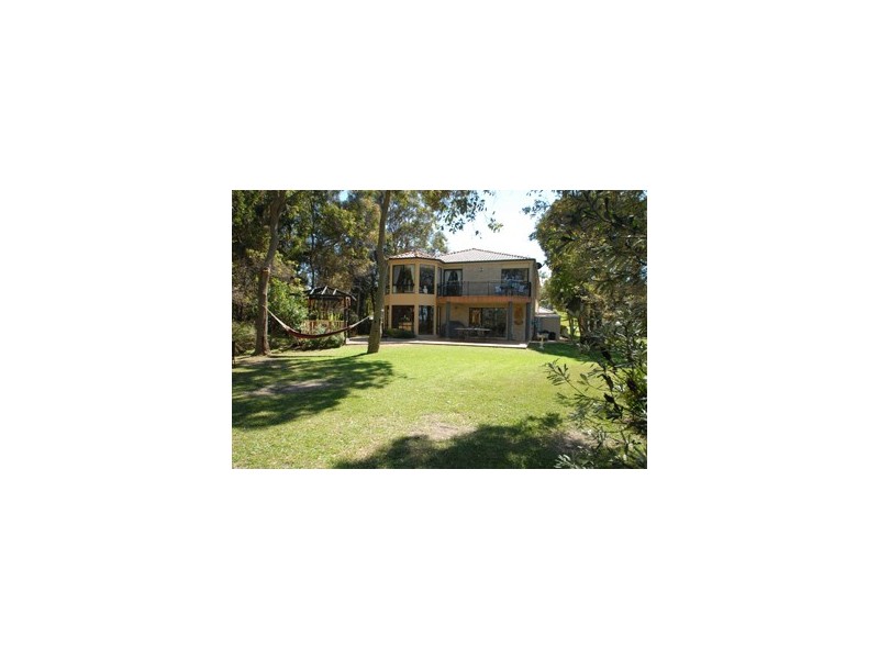 32 Kamilaroo Avenue, Lake Munmorah NSW 2259