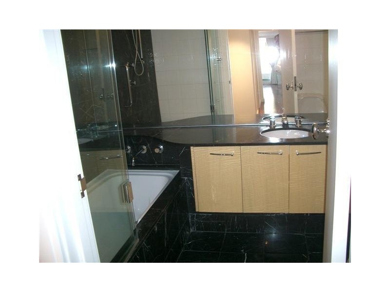 Unit 606/7 Rockwall Cres, Potts Point NSW 2011