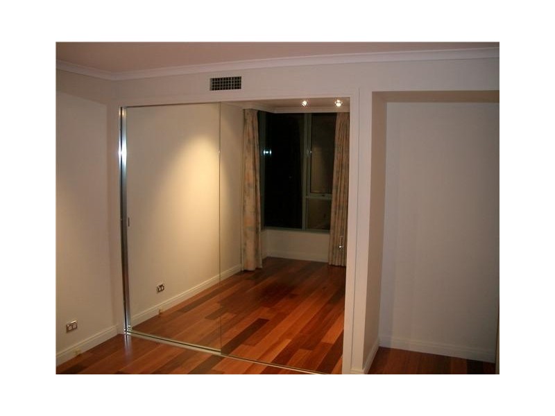 Unit 606/7 Rockwall Cres, Potts Point NSW 2011