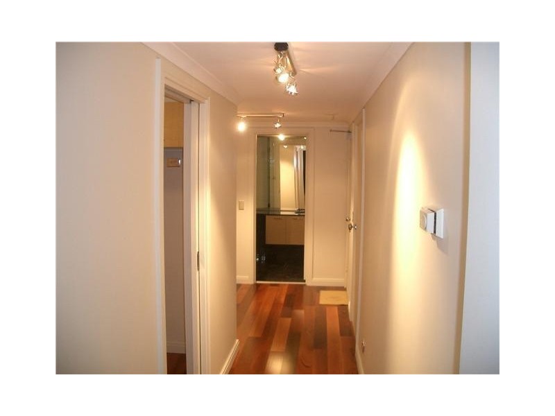 Unit 606/7 Rockwall Cres, Potts Point NSW 2011