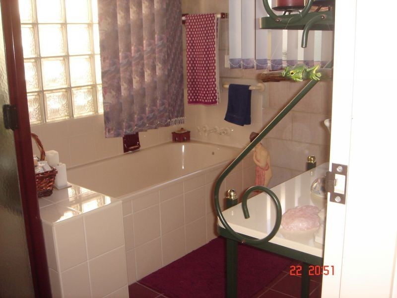 34 Boronia Drive, Tinnanbar QLD 4650