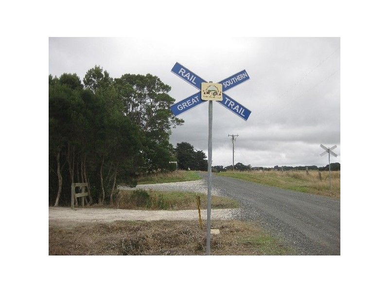 249 Lowrys Road, Fish Creek VIC 3959