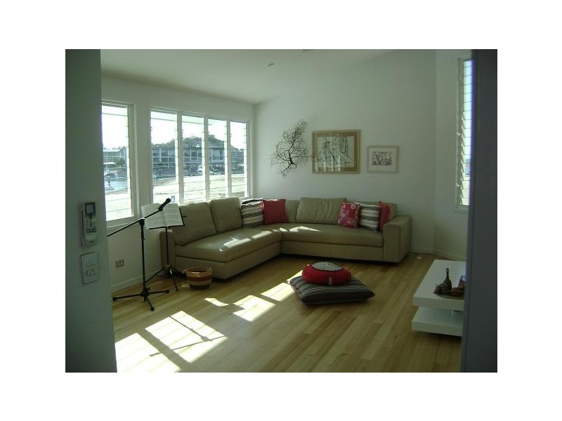 19 The Cove, Magnetic Island QLD 4819