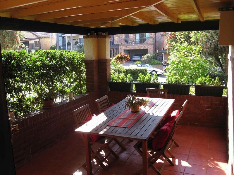 4 Hampton Street, Hurstville Grove NSW 2220