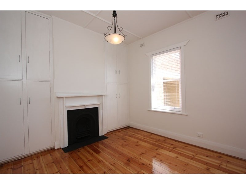 4 Fairbanks Street, Beverley SA 5009