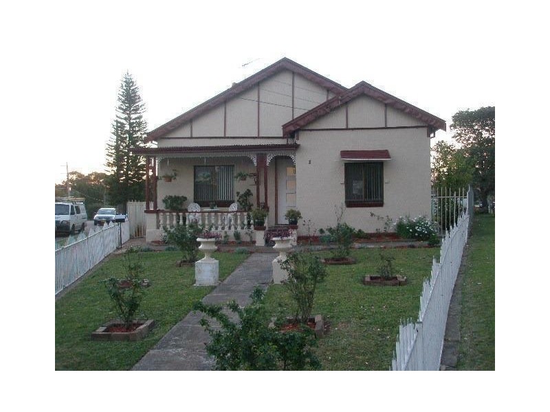 1 Acland Street, Guildford NSW 2161