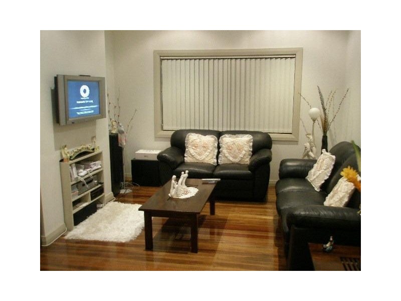 1 Acland Street, Guildford NSW 2161