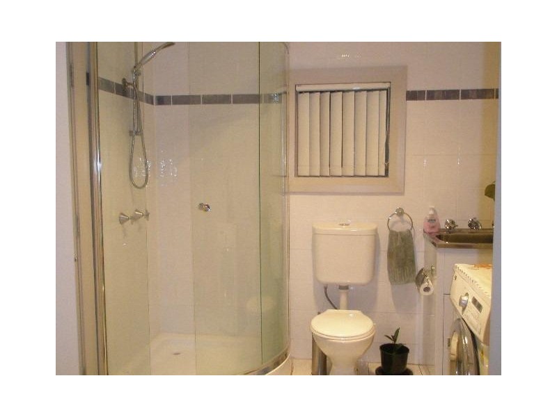 1 Acland Street, Guildford NSW 2161