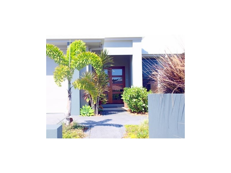 106 The Avenue, Peregian Springs QLD 4573