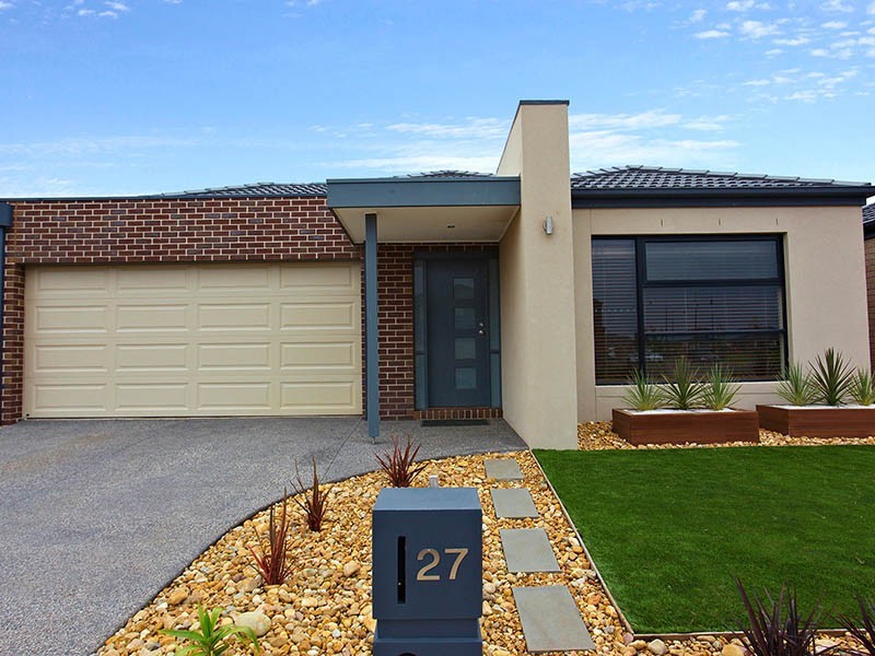 27 Coco Cct, Point Cook VIC 3030