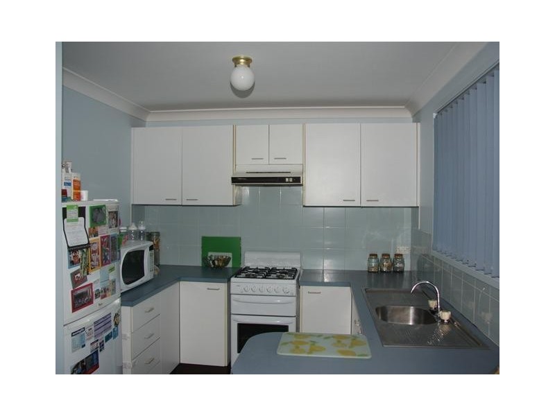1 Hobbs Close, Bateau Bay NSW 2261