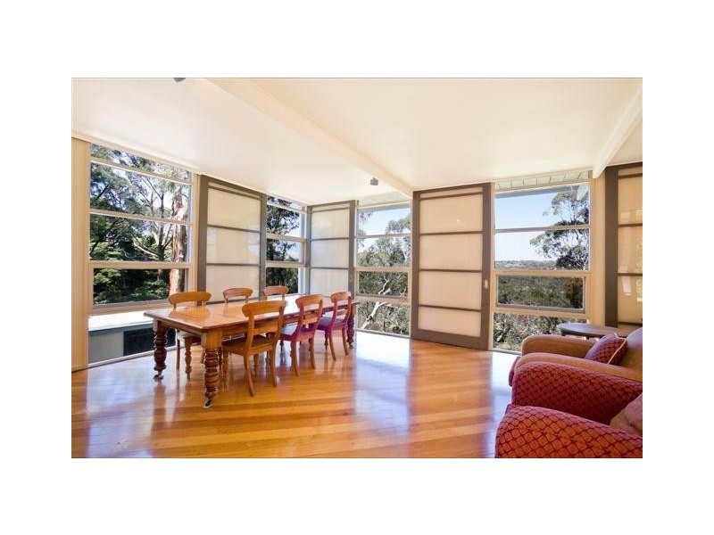 16 Homestead Road, Eltham VIC 3095