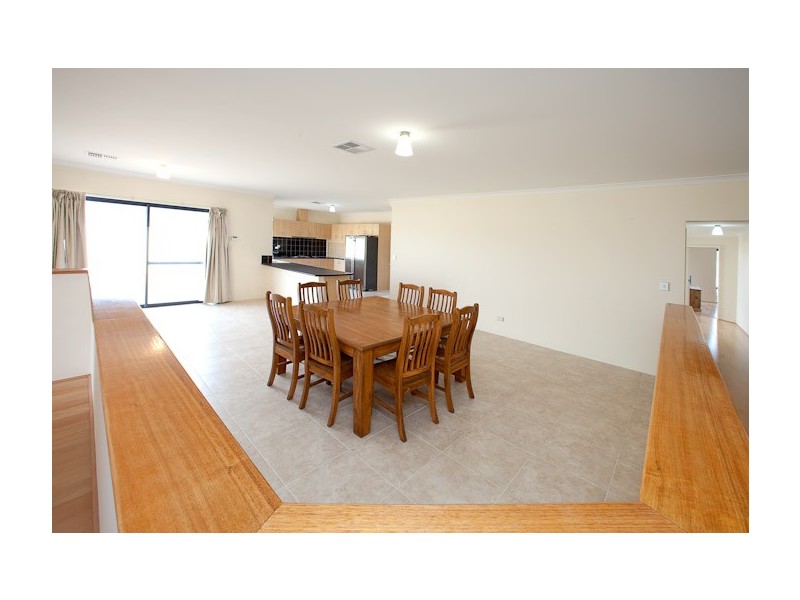 65 Tranby Drive, Baldivis WA 6171