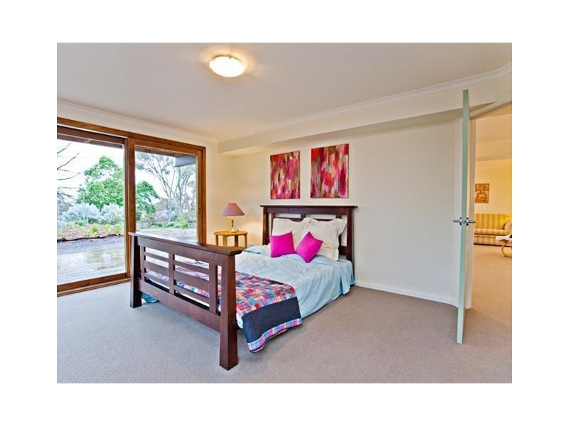 3 Godalmin Street, Eltham VIC 3095
