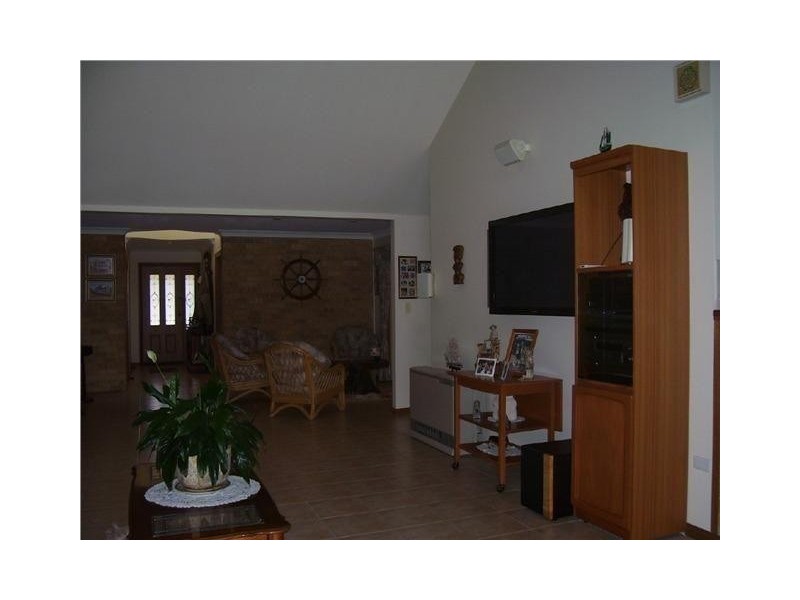 4 Cormorant Avenue, Sussex Inlet NSW 2540