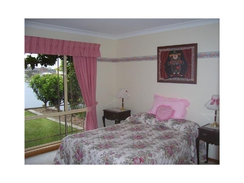 4 Cormorant Avenue, Sussex Inlet NSW 2540