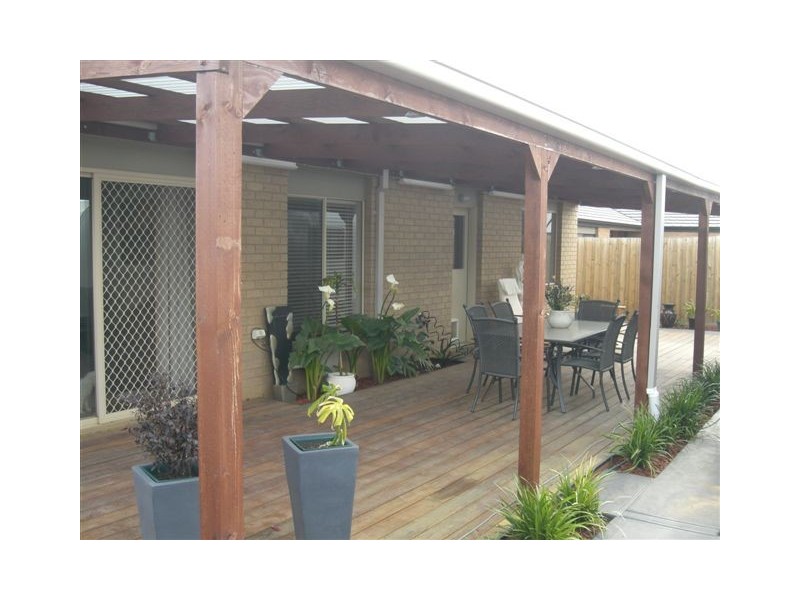 34 Barchester Ave, Truganina VIC 3029