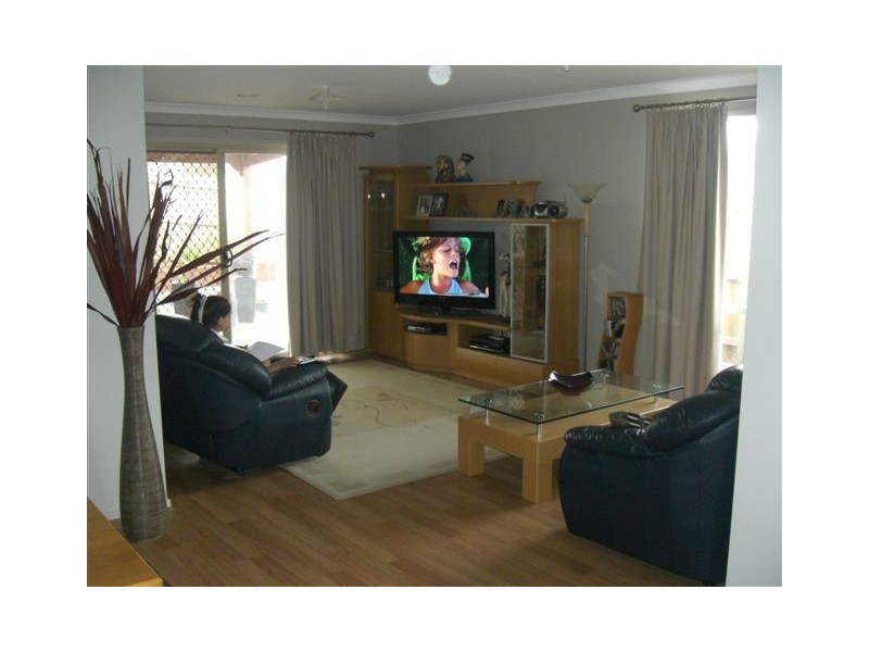 34 Barchester Ave, Truganina VIC 3029