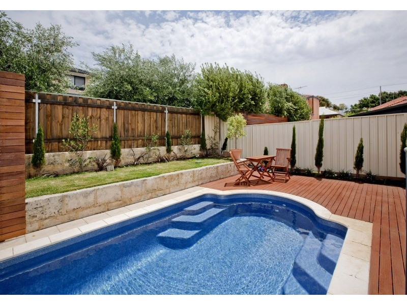 5A Brockway Road, Mount Claremont WA 6010