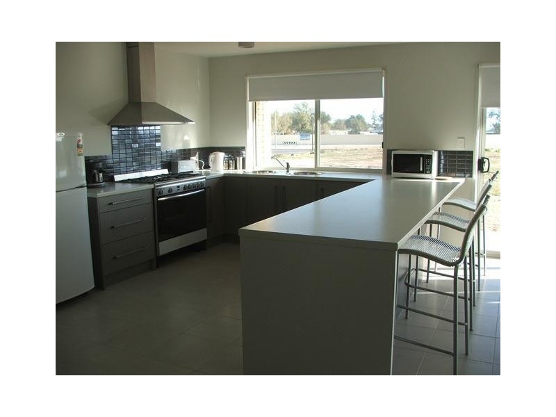 127 Pommern Way, Wallaroo SA 5556