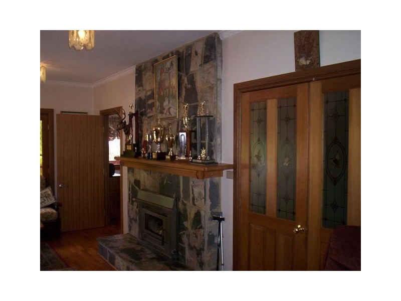 55 Douglas Road, Mount Macedon VIC 3441