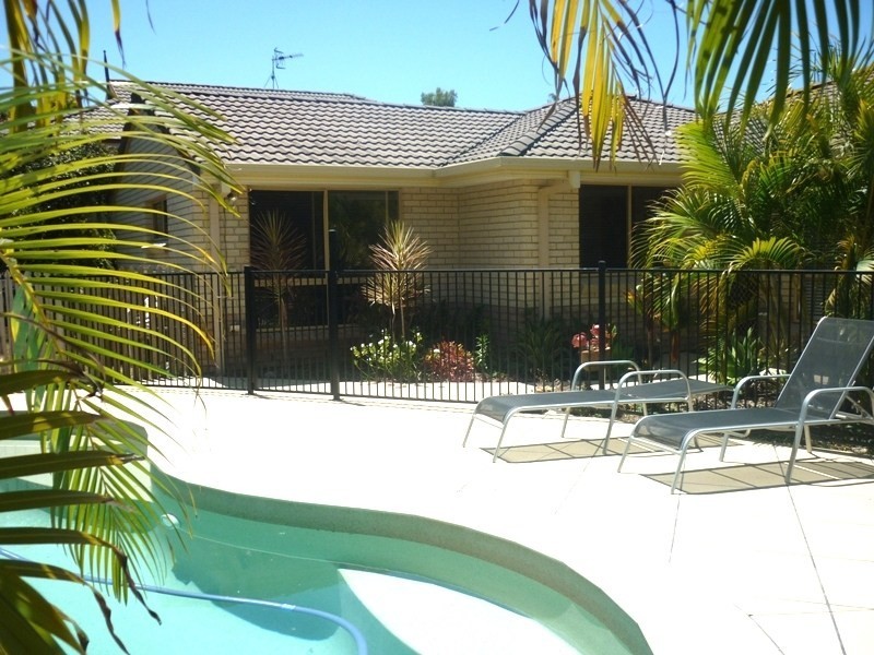 27 Sugarglider Lane, Mudgeeraba QLD 4213