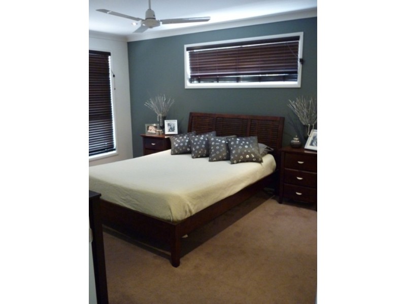 27 Sugarglider Lane, Mudgeeraba QLD 4213