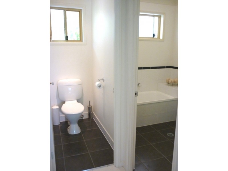 27 Sugarglider Lane, Mudgeeraba QLD 4213