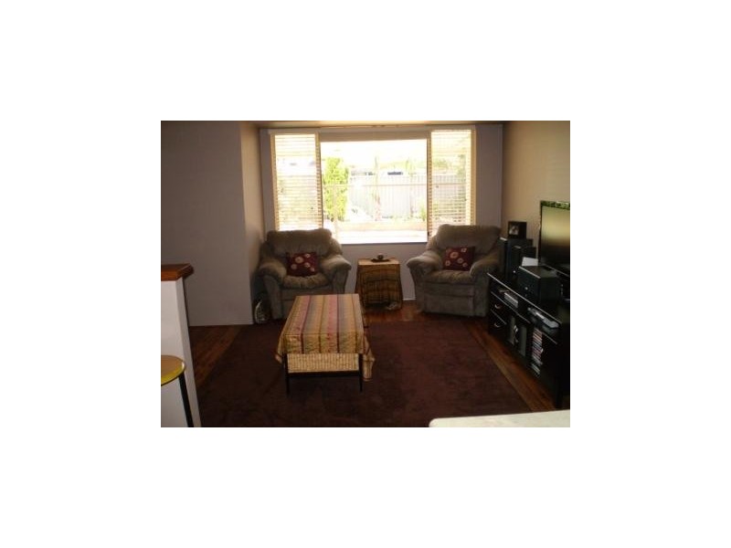 37 Rosella Circle, Ballajura WA 6066