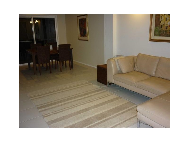 9/168 Queen Street, Southport QLD 4215