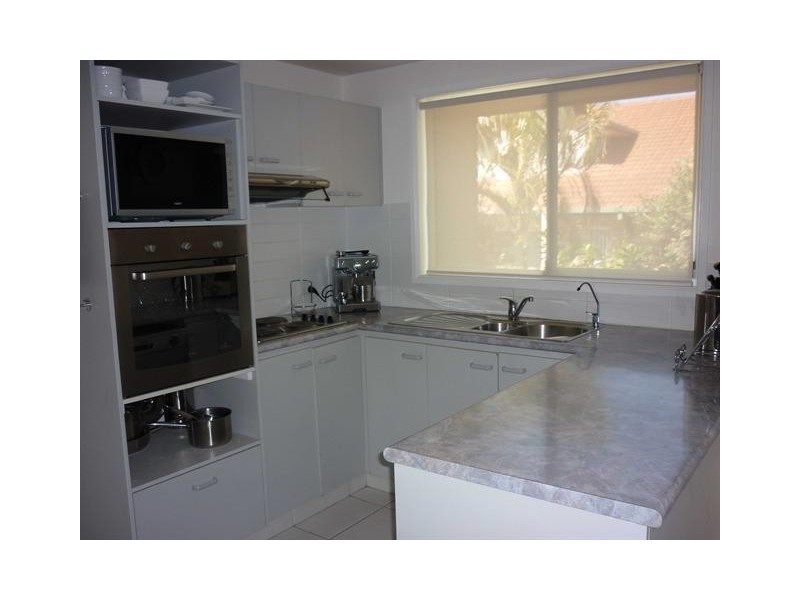 9/168 Queen Street, Southport QLD 4215