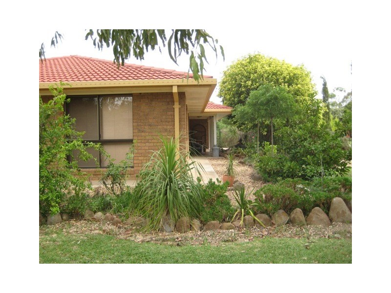 1 Cummins Avenue, Moree NSW 2400