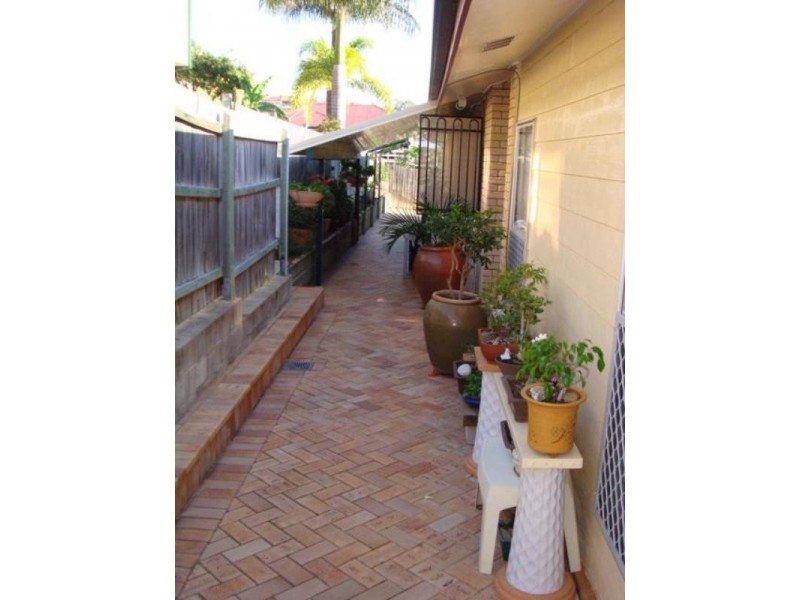 57 Waverley Road, Camp Hill QLD 4152