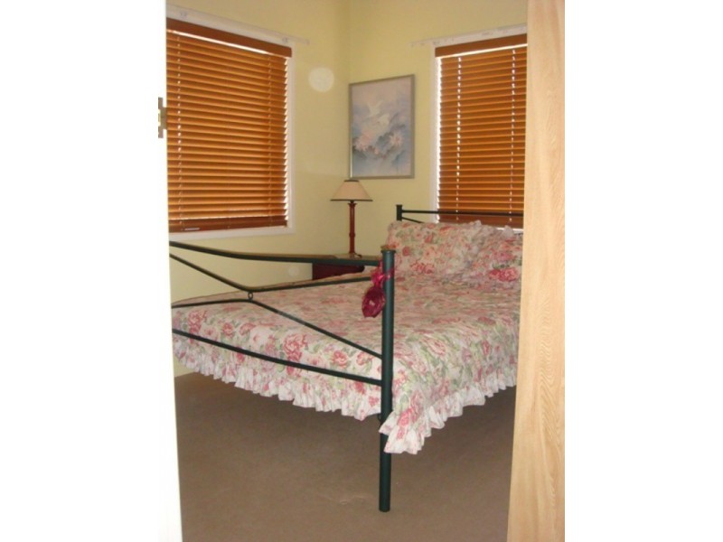 57 Waverley Road, Camp Hill QLD 4152